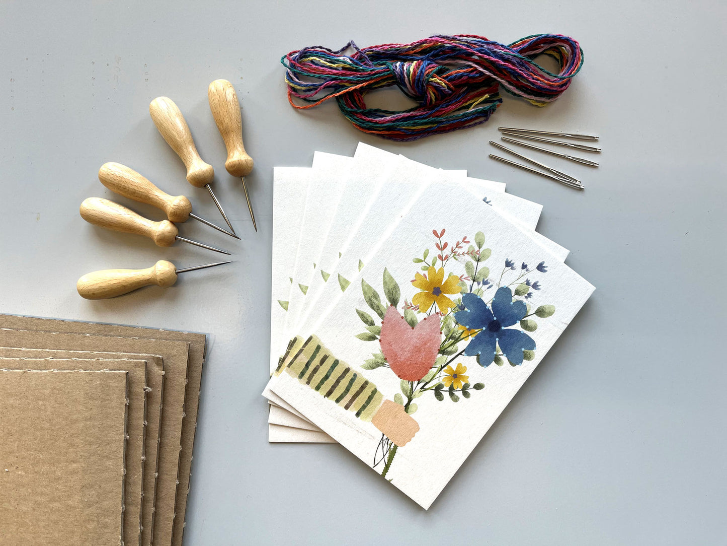 Prick-Stick Set für 5 Personen: Karten gestalten "Blumen"